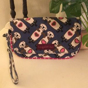 Bungalow 360 Wristlet
